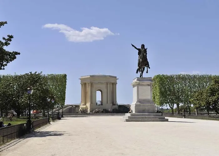 Le Patio De Μονπελιέ